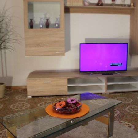 Ca' Vittoria Apartment เมสเตร ภายนอก รูปภาพ